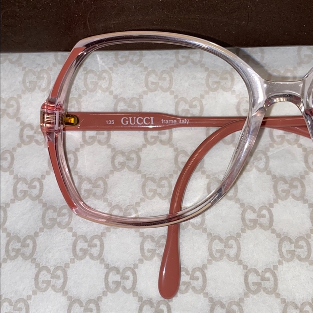🔥SOLD ON MERC🔥GUCCI Vintage Eyeglass frames - Picture 2 of 12